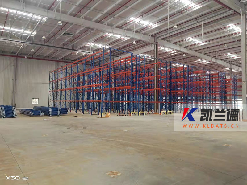 重慶某企業(yè)合作（橫梁貨架）