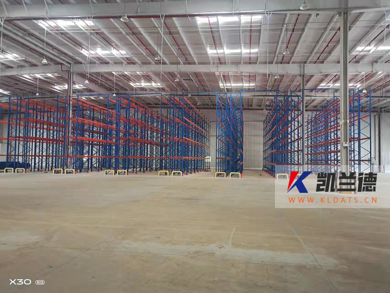 重慶某企業(yè)合作（橫梁貨架）