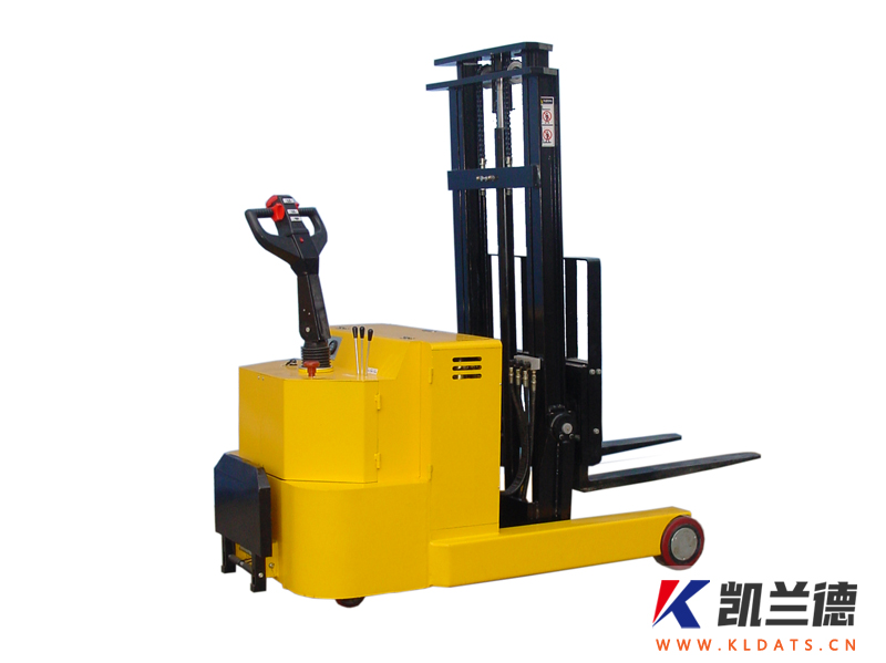 門架前移堆高車-002